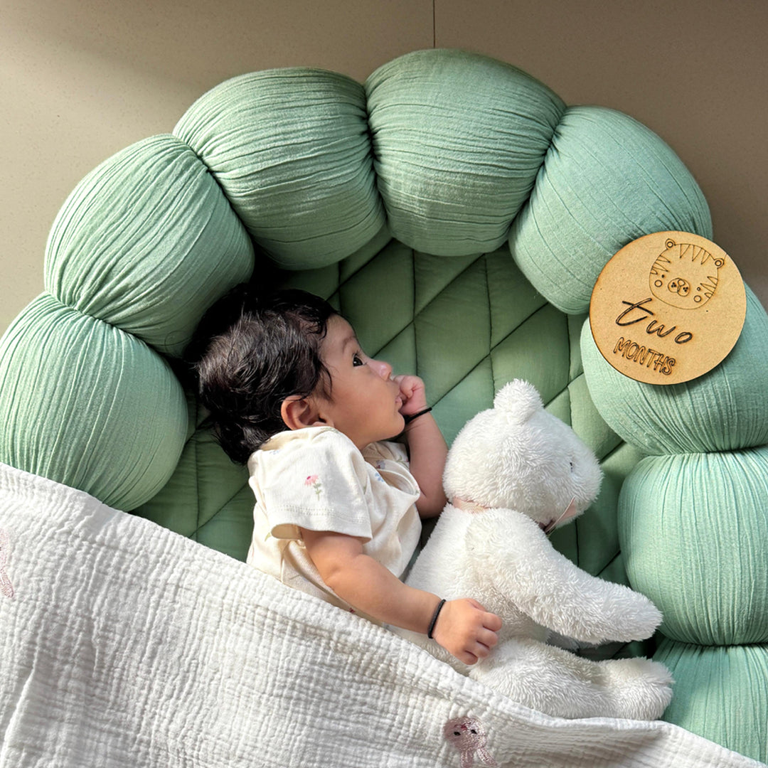La Plume Baby Cloud Nest – Cozy, Organic & Travel-Friendly