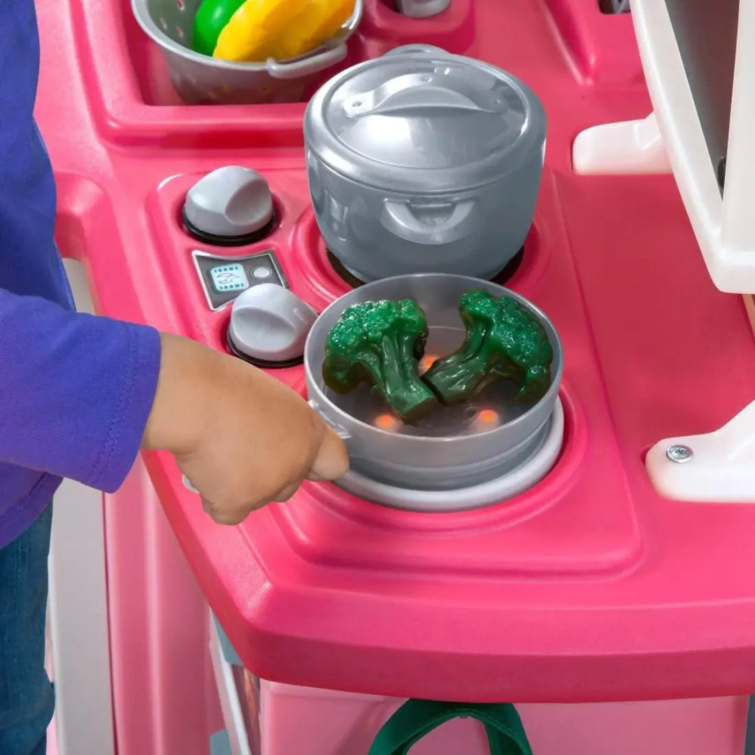 Step2 Great Gourmet Kitchen - Multicolor