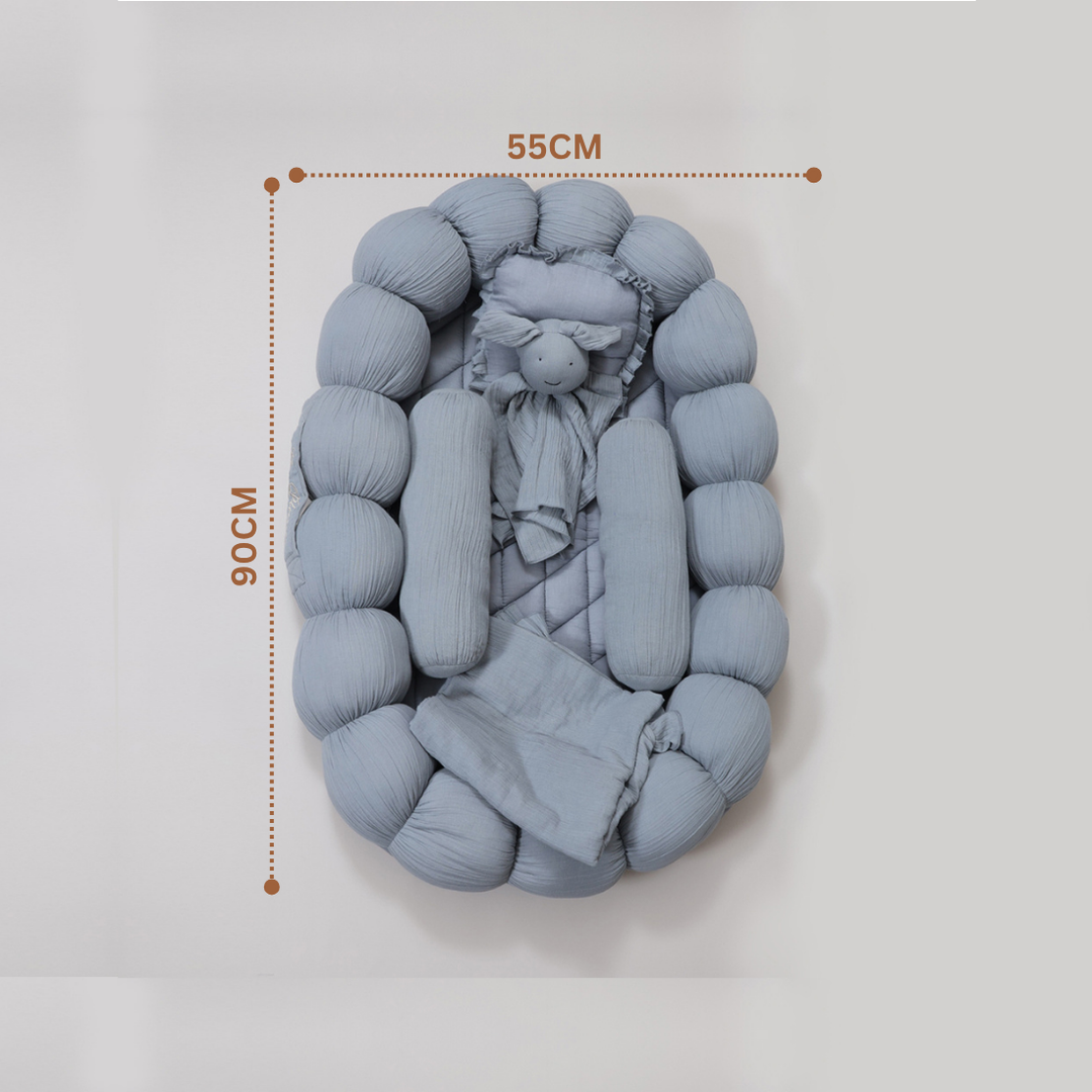 La Plume Baby Cloud Nest – Cozy, Organic & Travel-Friendly