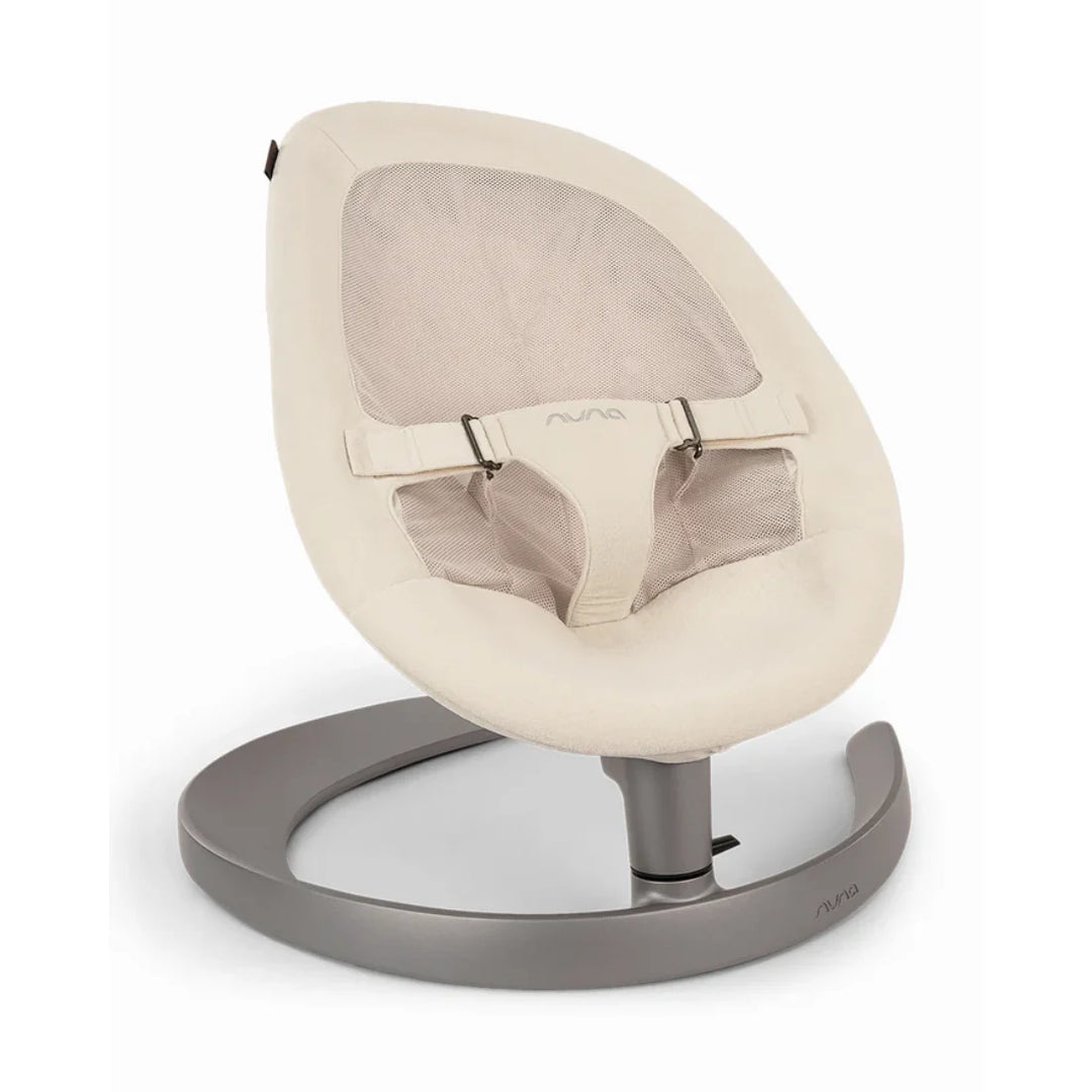 Nuna leaf™ grow swing