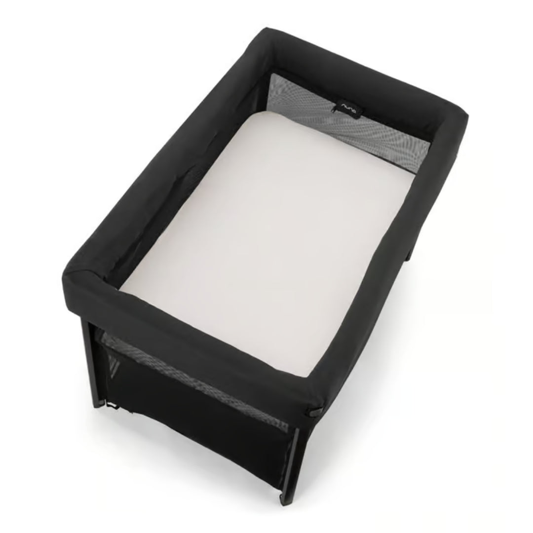 nuna paal™ travel cot (Caviar)
