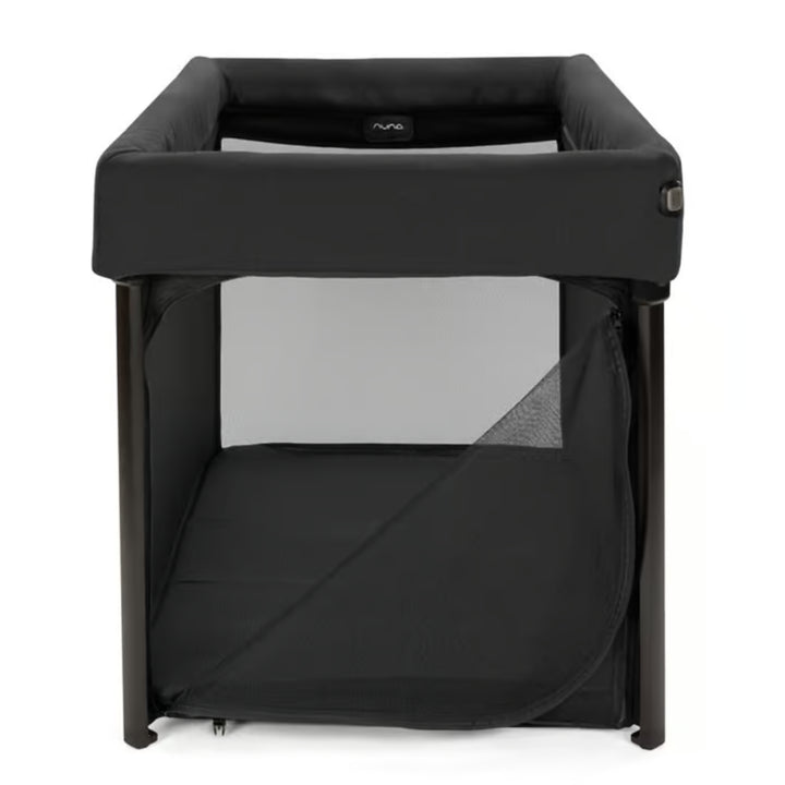 nuna paal™ travel cot (Caviar)
