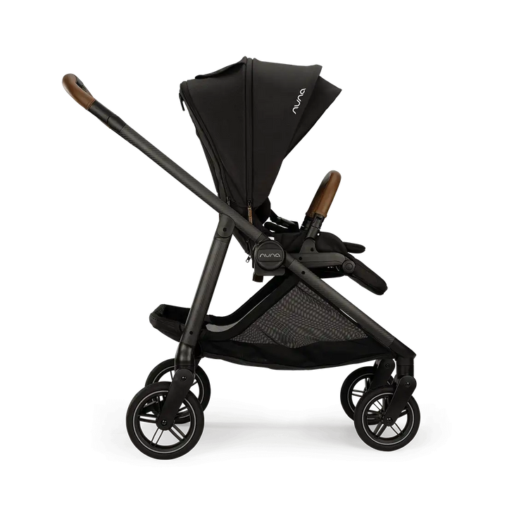 nuna swiv™ stroller (Caviar)