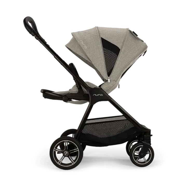 nuna x BMW triv™ next stroller (Graphene)