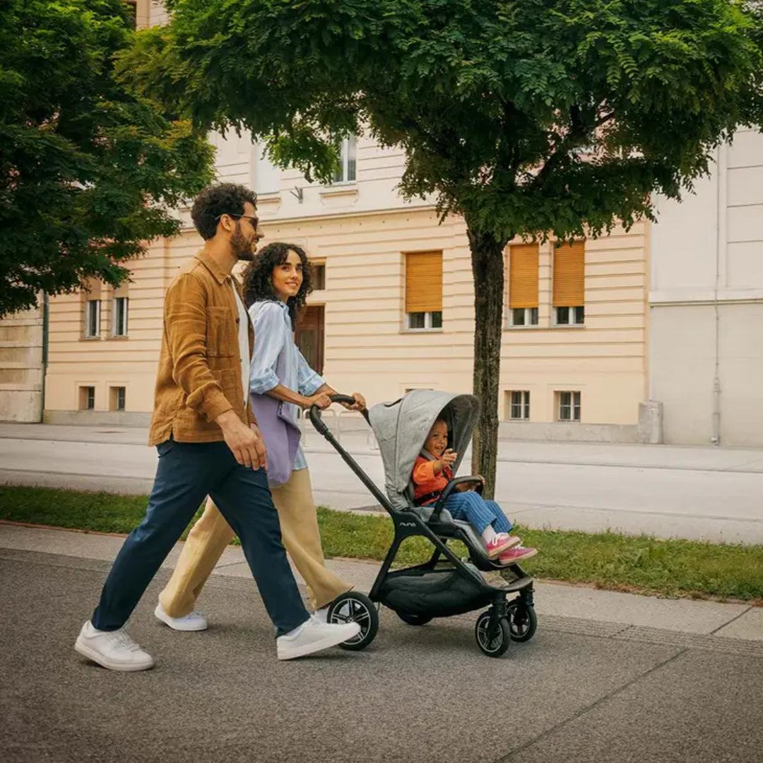 nuna x BMW triv™ next stroller (Graphene)
