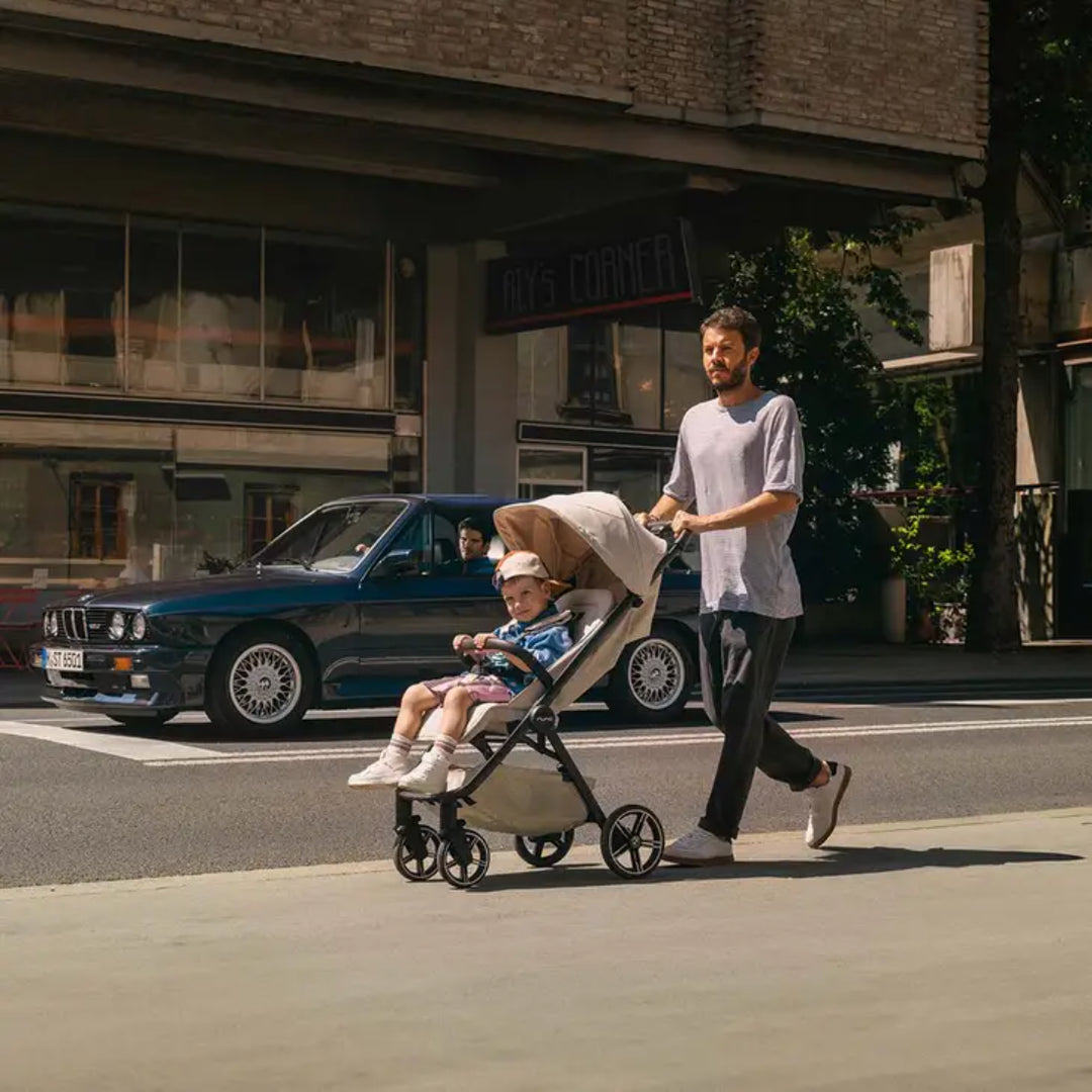 nuna x BMW trvl™ lx stroller (Mica)