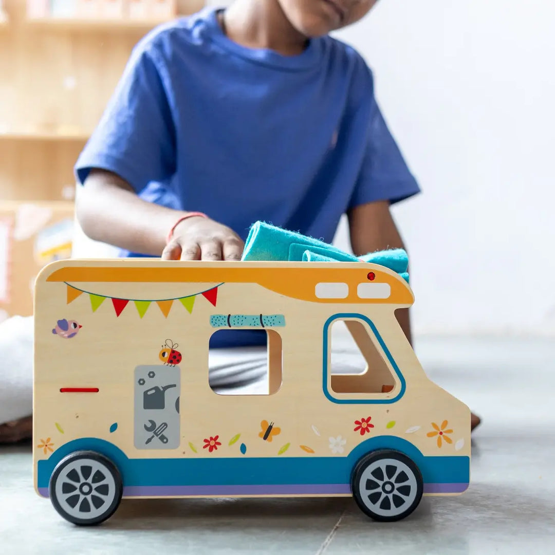 PlayBox Little Camper