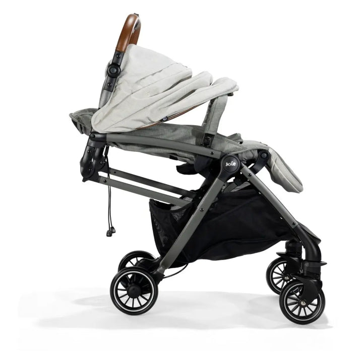 Joie tourist™ 3in1 compact stroller