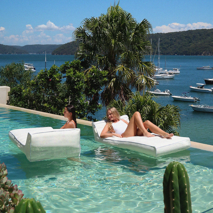 SUNNYLiFE Luxe Lie-On Lounger - Casa Blanca
