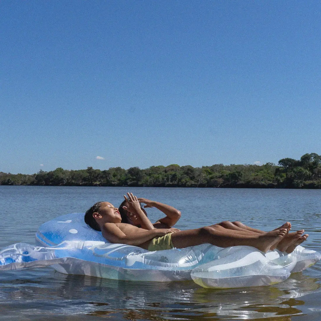 SUNNYLiFE Kids Lie-On Float - Burger Boy The Sea Kids Blue-Lime