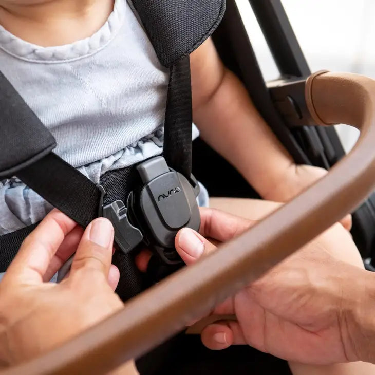 Nuna trvl™ stroller