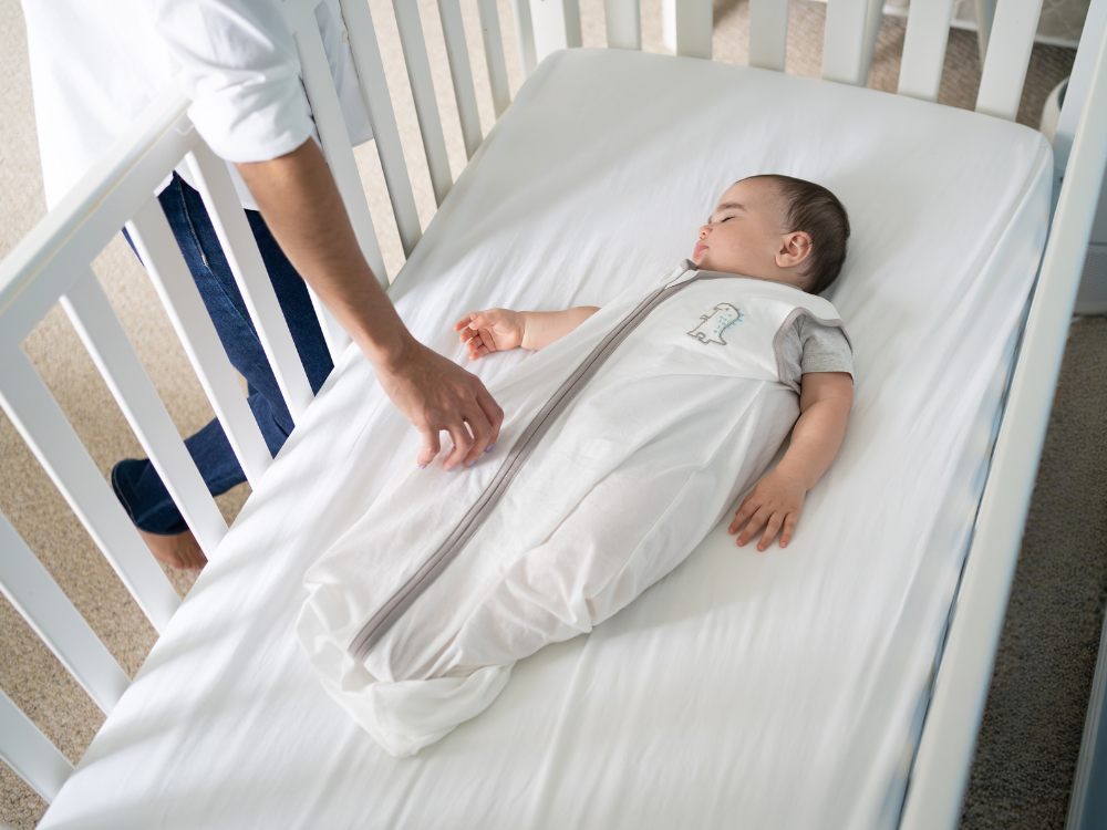 Safe Sleep Guide: When to Transition from Bassinet to Crib