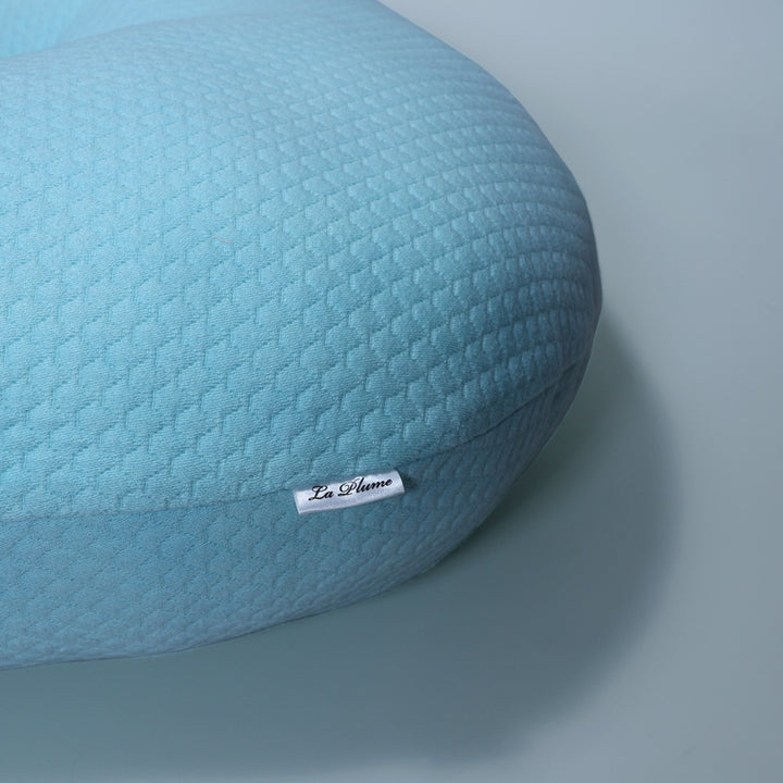 La Plume Feeding Pillow