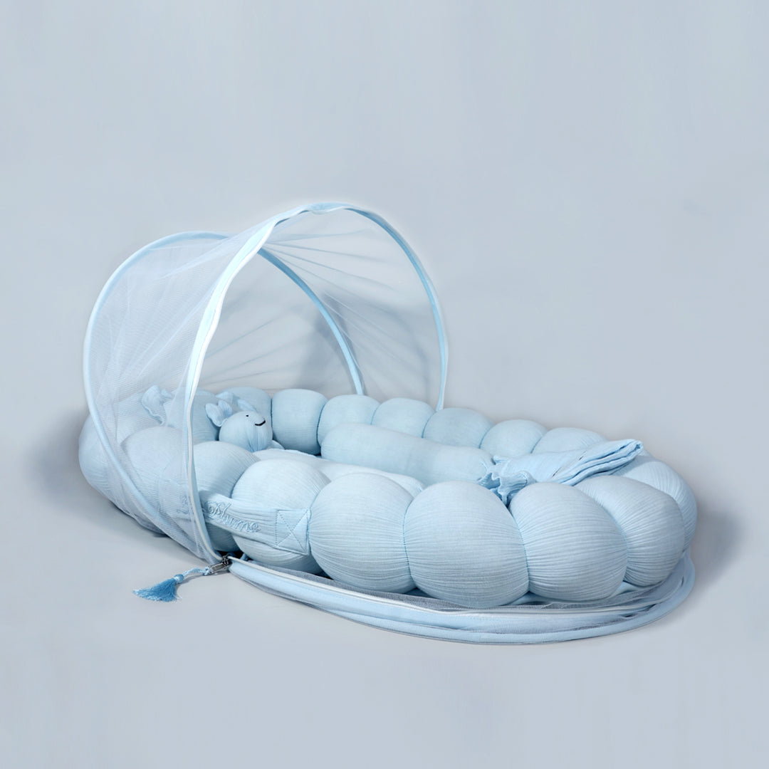 La Plume Baby Cloud Nest – Cozy, Organic &amp; Travel-Friendly