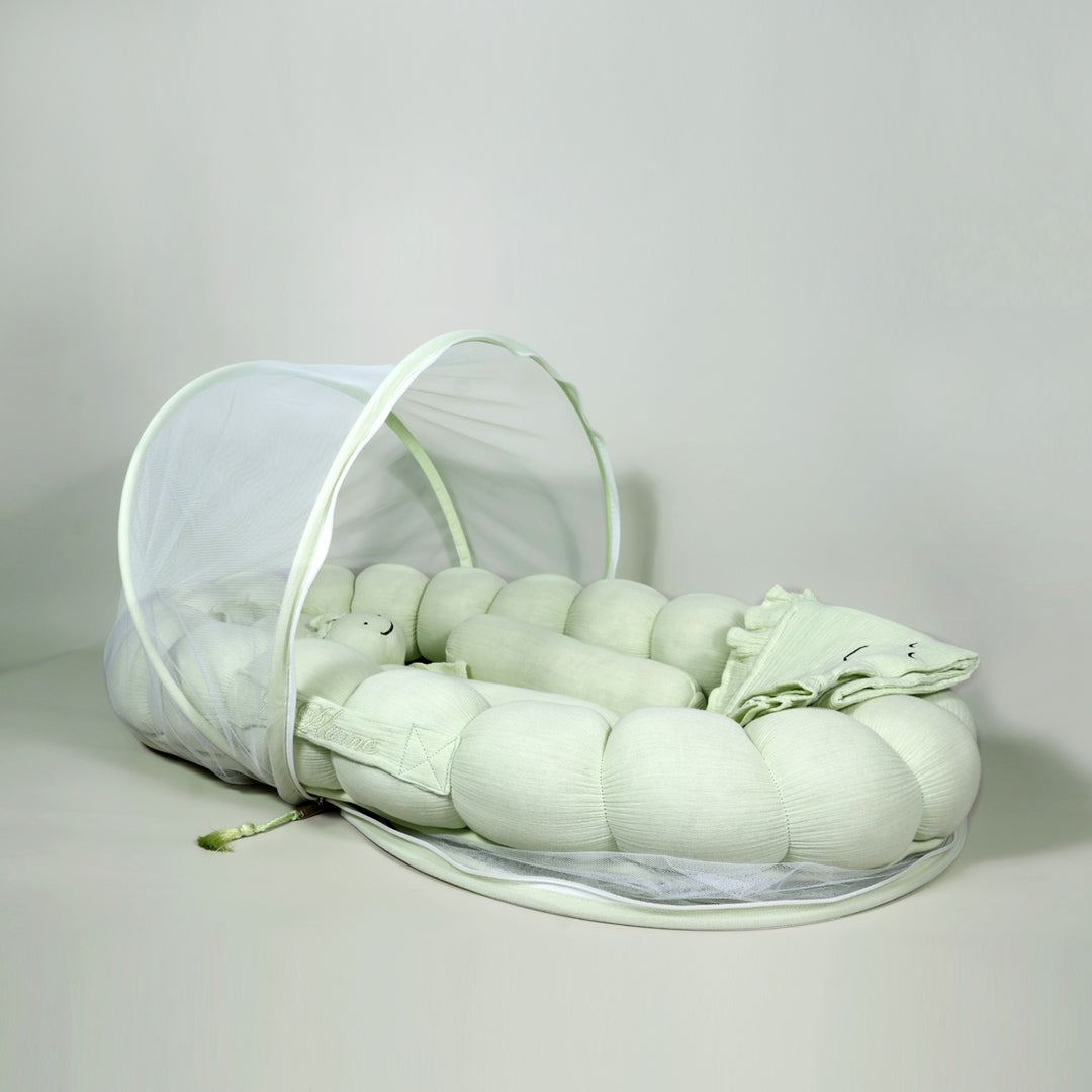 La Plume Baby Cloud Nest – Cozy, Organic &amp; Travel-Friendly