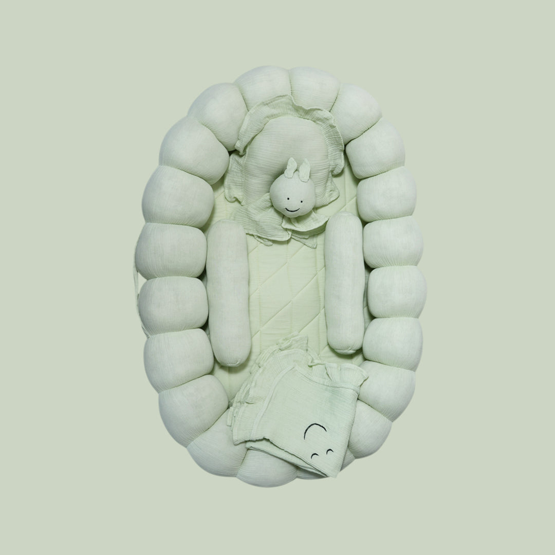 La Plume Baby Cloud Nest – Cozy, Organic &amp; Travel-Friendly