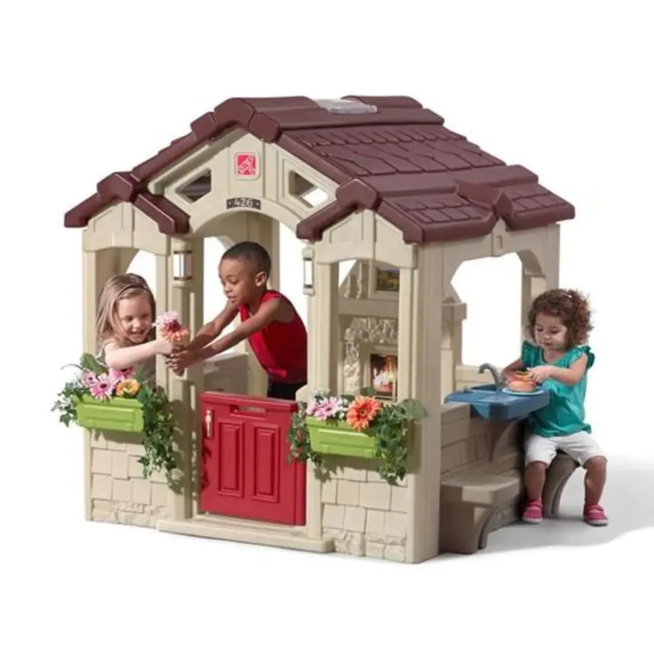 Step2 Charming Cottage Playhouse