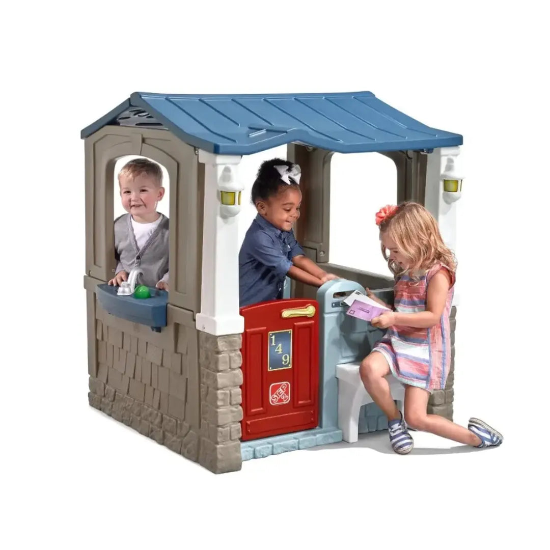 Step2 Seaside Villa Playhouse