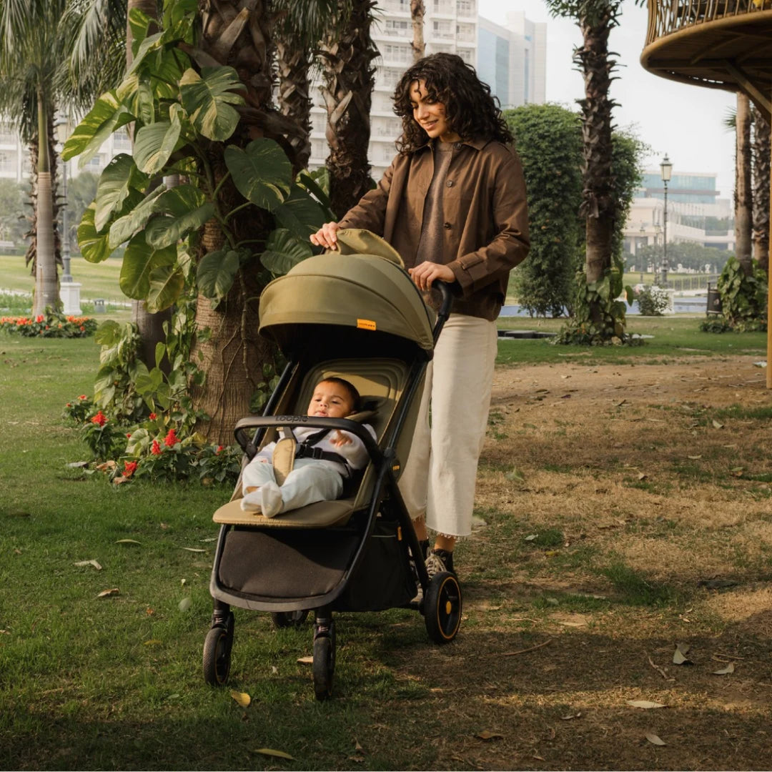 Loopie Hop | 0-4 Years | Travel Friendly Cabin Stroller