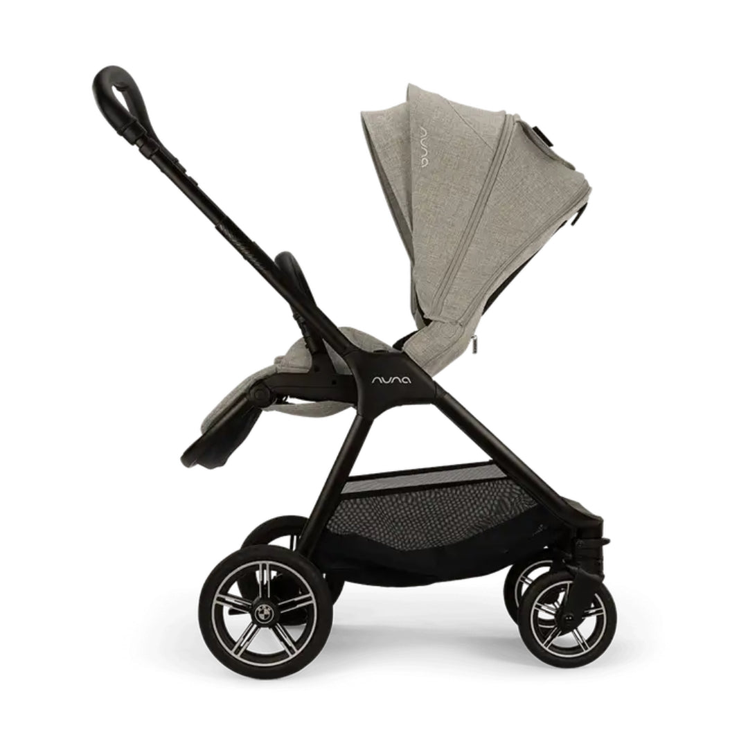 nuna x BMW triv™ next stroller (Graphene)