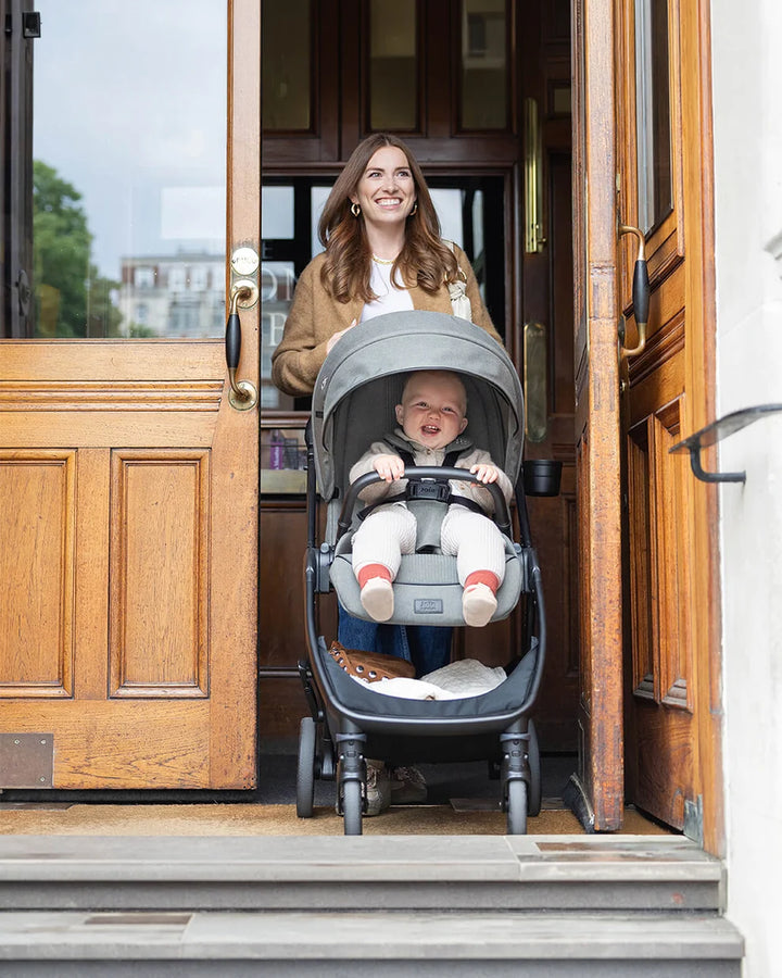 Joie Valora Signature Reversible Stroller (eclipse)