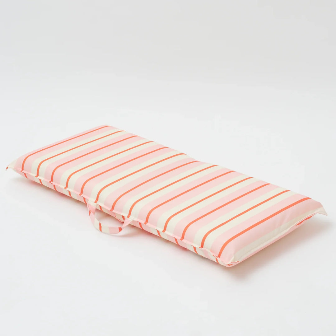 SUNNYLiFE Folding Seat - Summer Stripe Strawberry Sorbet