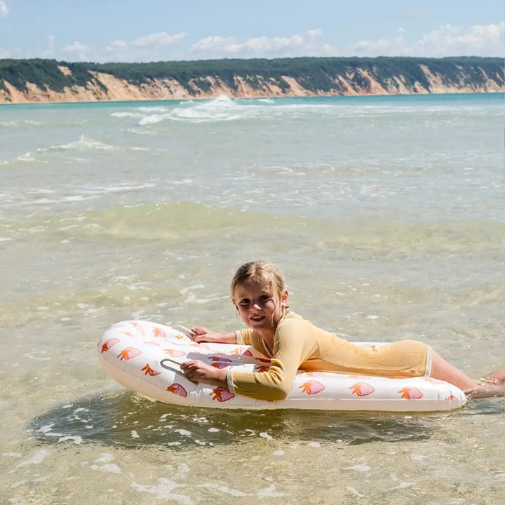 SUNNYLiFE Inflatable Boogie Board - Sea Seeker Strawberry