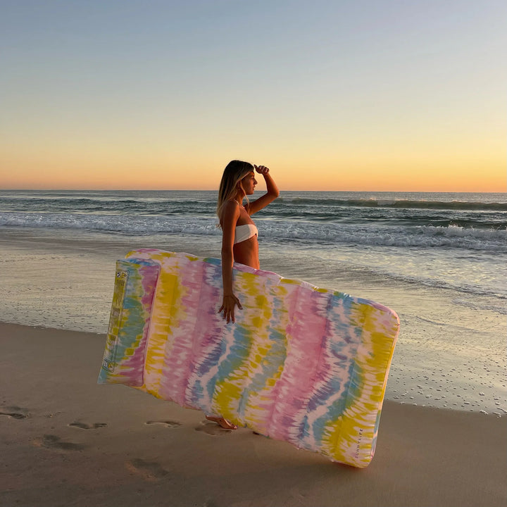 SUNNYLiFE Lilo Lounger - Tie Dye Sorbet