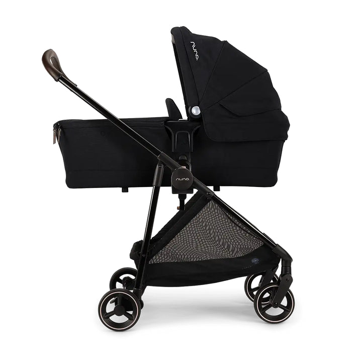 Nuna ixxa™ stroller (Riveted)