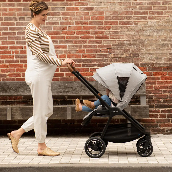 Nuna triv™ next stroller
