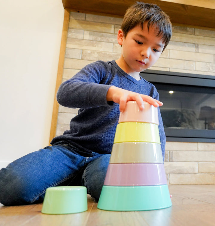 melii Stacking Containers with Silicone Lids